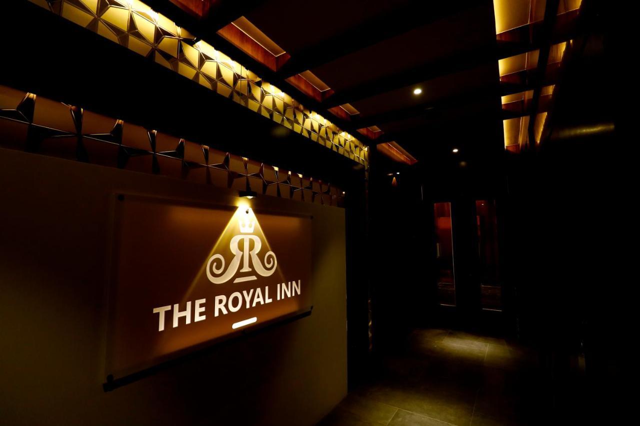 Hotel The Royal Inn Baramati Exteriör bild
